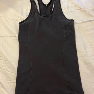 Lululemon racer back tank with mesh detail